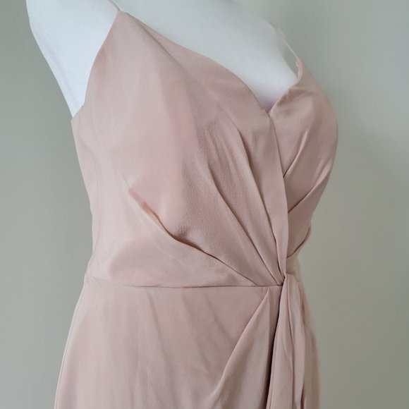 Beautiful Silk Designer Cocktail Dress in Baby Pink - Picture 2 of 5